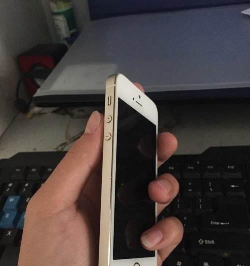 电信版5s手机评测（全面评估电信版5s手机的性能、功能和用户体验）