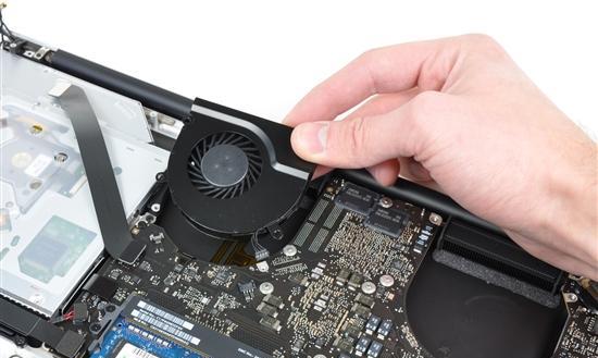 拆除苹果电脑保护壳的简易教程（苹果电脑保护壳拆除步骤详解）